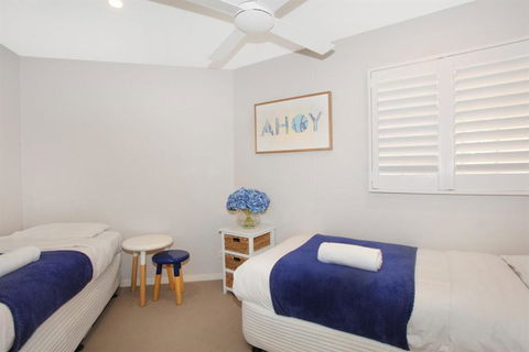 Coolum Baywatch Luxury Style Penthouse Linen Included WIFI 500 Bond - Accommodation Rockhampton 1