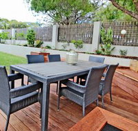 Stones Throw - Accommodation Rockhampton