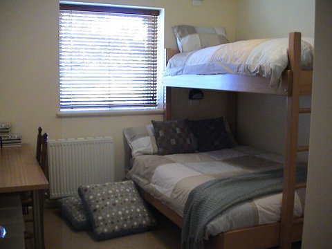 Mark II 2 West - Accommodation Rockhampton 1