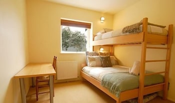 Mark II 2 West - Accommodation Rockhampton 5