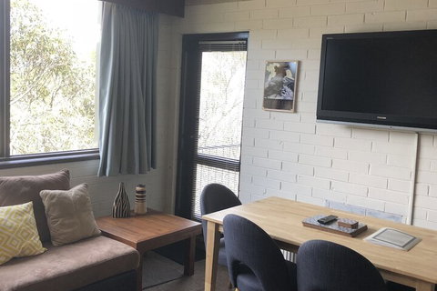 Snowflake 13 - Accommodation Rockhampton 1