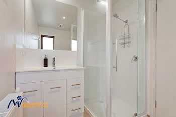 Zoncolan - Accommodation Rockhampton 2