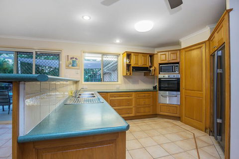 Anaheim Family Oasis - Accommodation Rockhampton 6