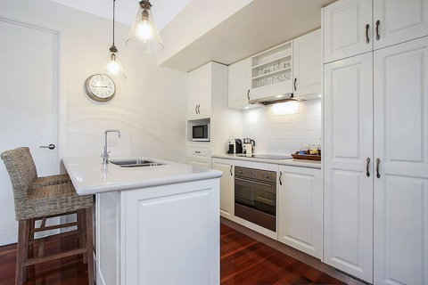 Beyond Bliss - Guesthouse 2 - Accommodation Rockhampton 2