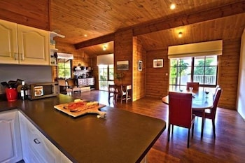 Namaste - Great Family Getaway - Accommodation Rockhampton 2