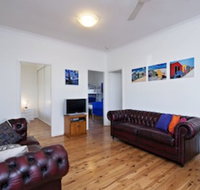 Short Street 4 The Beach Cottage - Accommodation Rockhampton