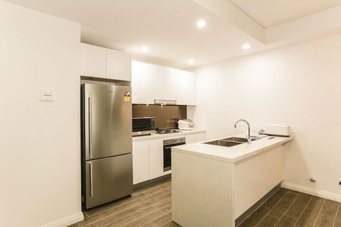 Banilung Rose (I728) - Accommodation Rockhampton 3