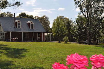 The Stables - Accommodation Rockhampton 3