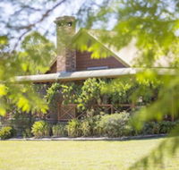 Silky Oak Cottage - Accommodation Rockhampton