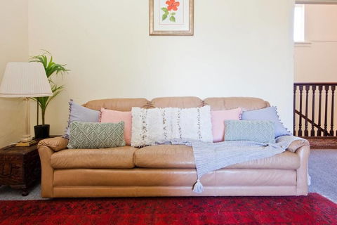 WB319 Chatswood Charmer Roomy 3 Bed Apartment - Accommodation Rockhampton 6