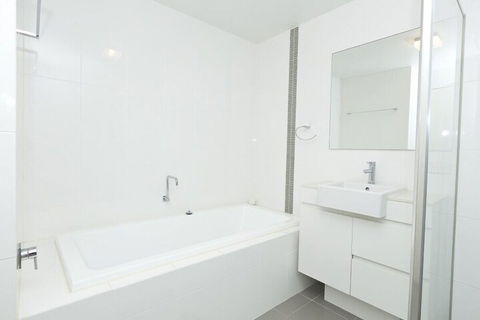 Waterline 304 - Accommodation Rockhampton 6