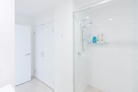 Capri - Accommodation Rockhampton 4