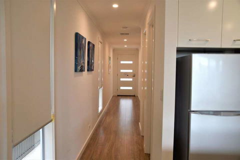 Eastern Breeze - Accommodation Rockhampton 2