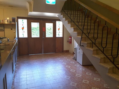 Blue Mountains Motel - Accommodation Rockhampton 1