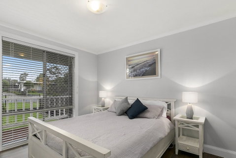 Settle In On 260 Settlement In Cowes - Accommodation Rockhampton 4