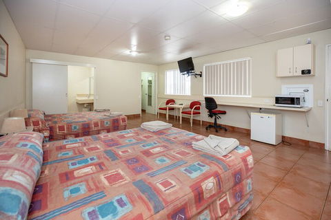 Leichhardt Hotel Motel - Accommodation Rockhampton 3