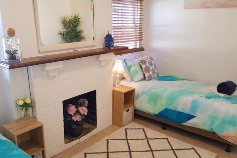 Coachhouse On The Beach - Accommodation Rockhampton 7