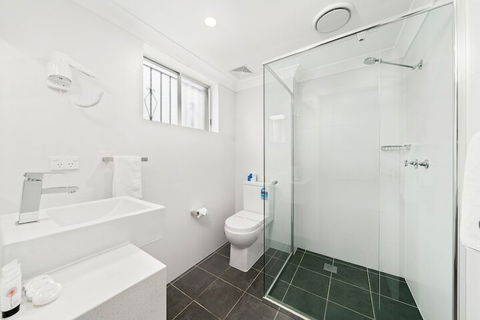 WM Hotel Bankstown - Accommodation Rockhampton 4