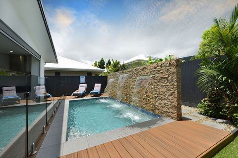 89 At The Edge - Accommodation Rockhampton 1
