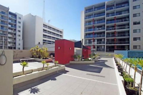 128 On The Terrace - Accommodation Rockhampton 2