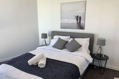 JC Water View Apartment On La Trobe - Accommodation Rockhampton 3