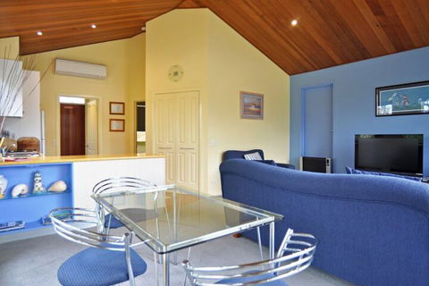 THE Sails 4 Linen Included Central Location - Accommodation Rockhampton 5