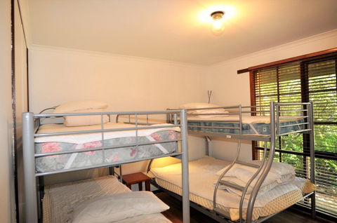 Palm Waters 4 PET Friendly - Accommodation Rockhampton 5