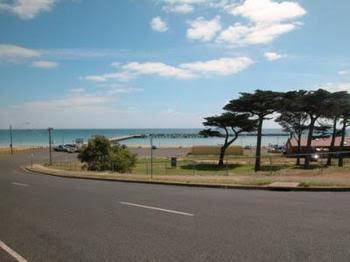 Portarlington Holiday Units & Pool - Accommodation Rockhampton 0