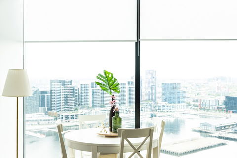 Melbourne Private Apts Collins Wharf - Accommodation Rockhampton 3