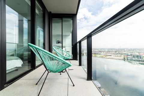 Melbourne Private Apts Collins Wharf - Accommodation Rockhampton 6