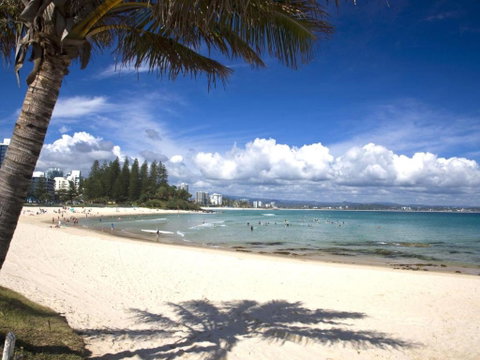 Border Terrace Unit 16 Large Apartment Walk To Beaches & Clubs - Accommodation Rockhampton 3