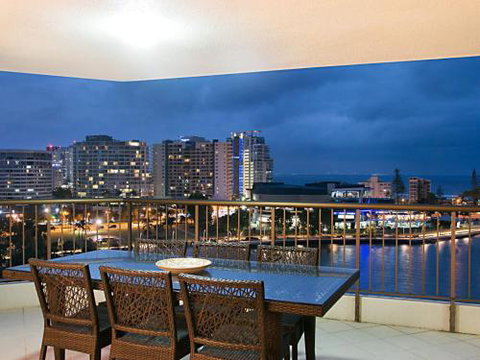 Seascape Apartments Unit 1201 Luxury Apartment With Views Of The Gold Coast & Hinterland - Accommodation Rockhampton 1