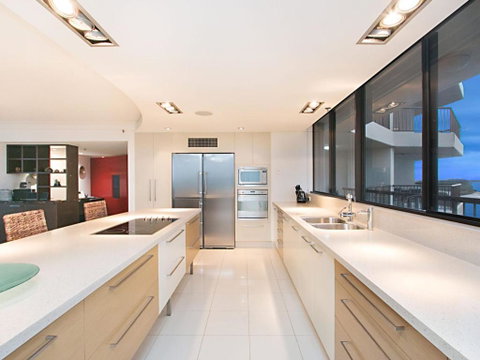 Seascape Apartments Unit 1201 Luxury Apartment With Views Of The Gold Coast & Hinterland - Accommodation Rockhampton 6