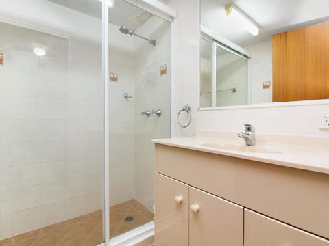 2 / 8 Banks Avenue Easy Walk To Tweed Heads Bowls Club - Accommodation Rockhampton 6