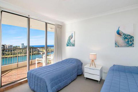 Seascape Unit 1402 Great Location & Amazing Water Views - Accommodation Rockhampton 4