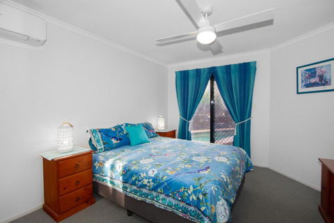 Relax At Coolum - Accommodation Rockhampton 3