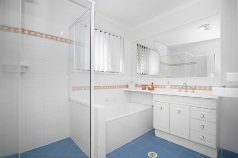 Relax At Coolum - Accommodation Rockhampton 6
