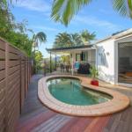 Relax At Coolum - Accommodation Rockhampton 0