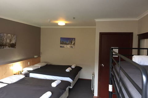Winterhaus Lodge - Accommodation Rockhampton 6