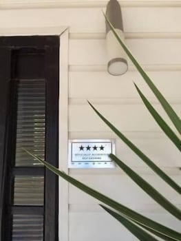 Lotte's Cottage - Accommodation Rockhampton 0