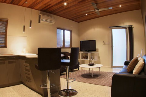 Mia Mia Executive Apartments - Accommodation Rockhampton 2