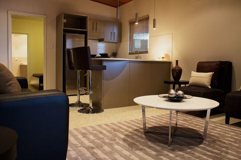 Mia Mia Executive Apartments - Accommodation Rockhampton 7