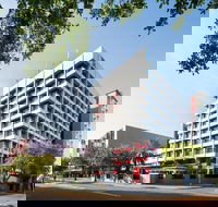 H on Smith Hotel - Accommodation Rockhampton