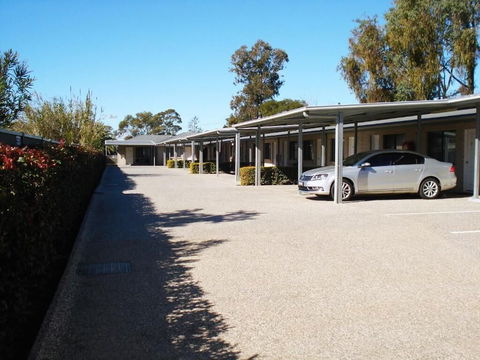 Oakey Motor Inn - Accommodation Rockhampton 1