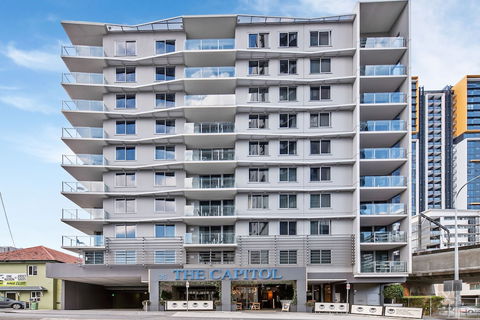 The Capitol Apartments - Accommodation Rockhampton 0