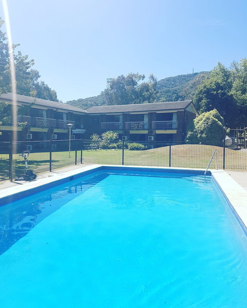 Bogong View Motor Inn - Accommodation Rockhampton 1