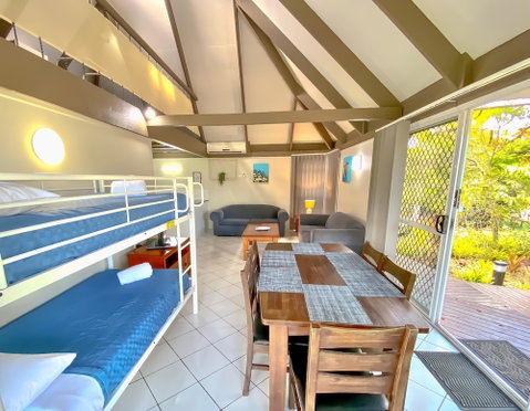 Kellys Beach Resort - Accommodation Rockhampton 4