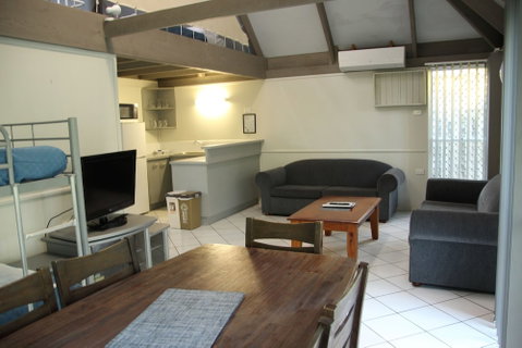 Kellys Beach Resort - Accommodation Rockhampton 6