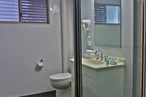 Park Ridge Retreat - Accommodation Rockhampton 6