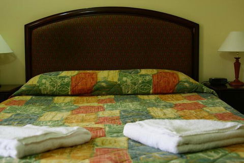 Sapphire Resort - Accommodation Rockhampton 6